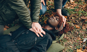 Quels sont les gestes à adapter en attendant les premiers secours